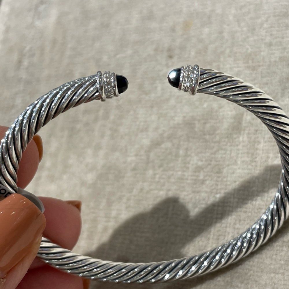 ❌SOLD❌. David Yurman
Cable Classics Bracelet with Onyx & Diamonds/5mm